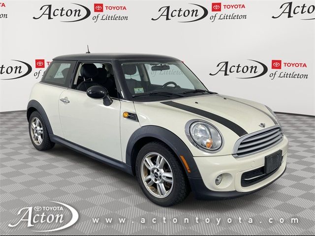 2013 MINI Cooper Hardtop Base