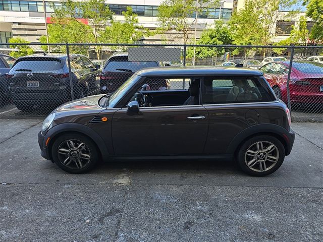 2013 MINI Cooper Hardtop Base