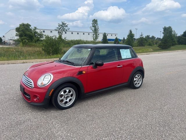 2013 MINI Cooper Hardtop Base