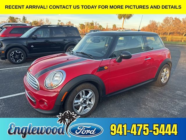 2013 MINI Cooper Hardtop Base