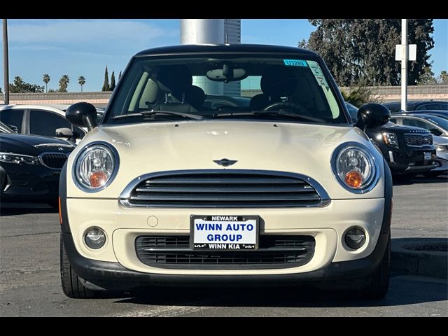 2013 MINI Cooper Hardtop Base