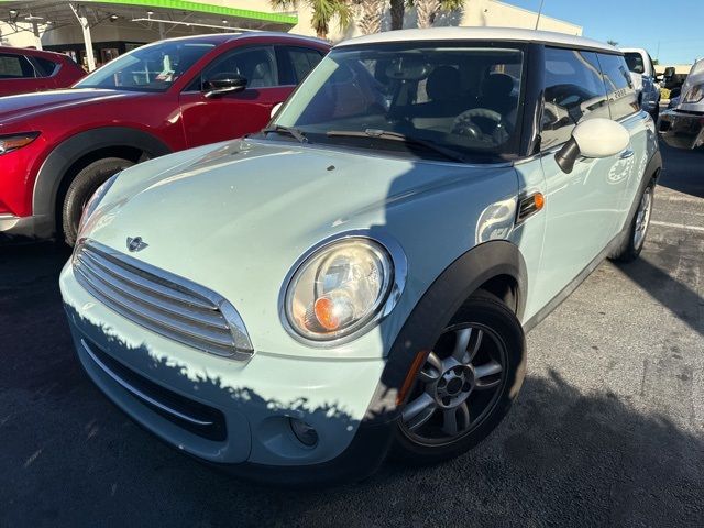 2013 MINI Cooper Hardtop Base