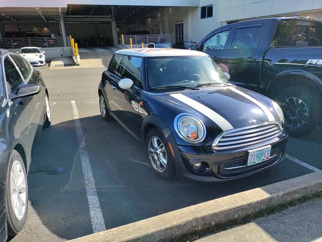 2013 MINI Cooper Hardtop Base