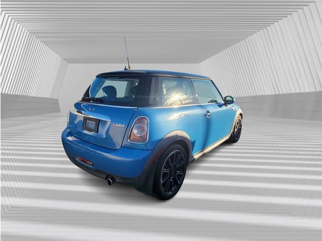 2013 MINI Cooper Hardtop Base