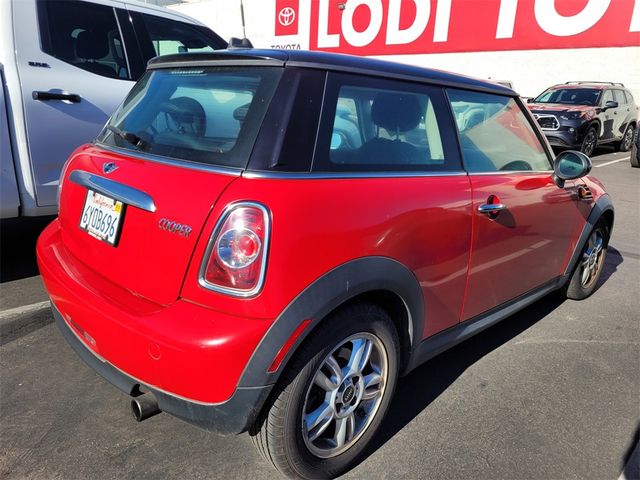 2013 MINI Cooper Hardtop Base