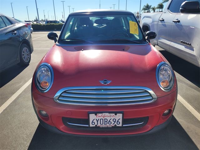 2013 MINI Cooper Hardtop Base