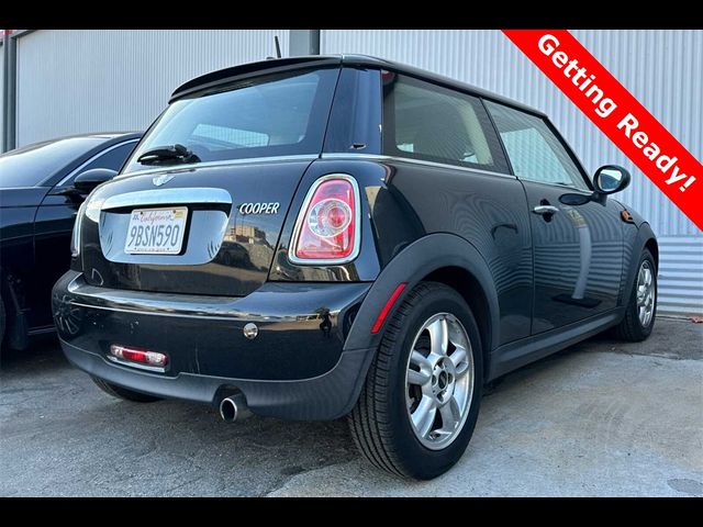 2013 MINI Cooper Hardtop Base