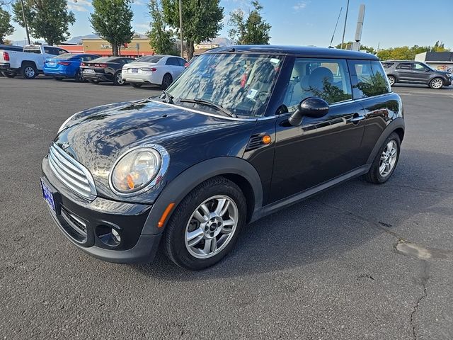 2013 MINI Cooper Hardtop Base