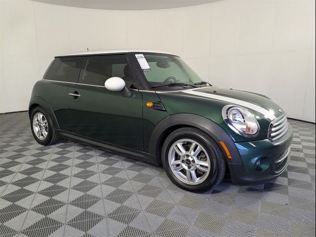 2013 MINI Cooper Hardtop Base