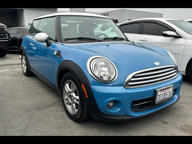 2013 MINI Cooper Hardtop Base