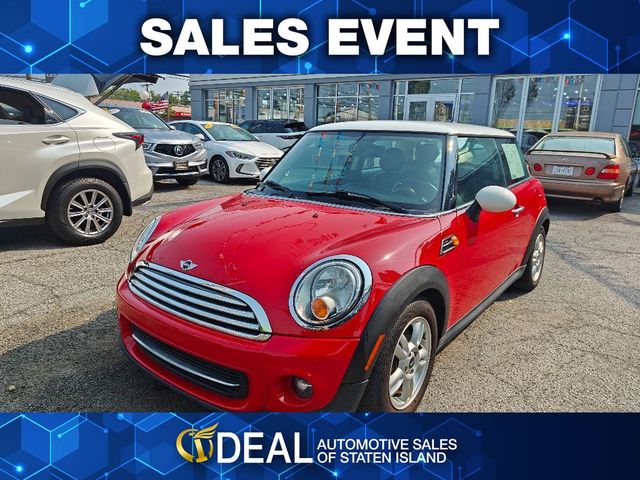 2013 MINI Cooper Hardtop Base