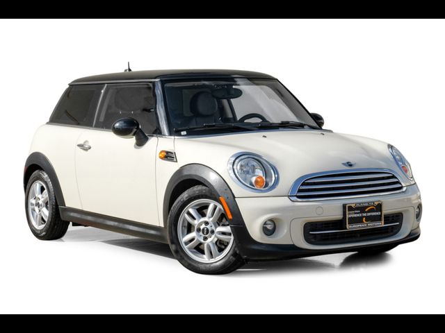 2013 MINI Cooper Hardtop Base