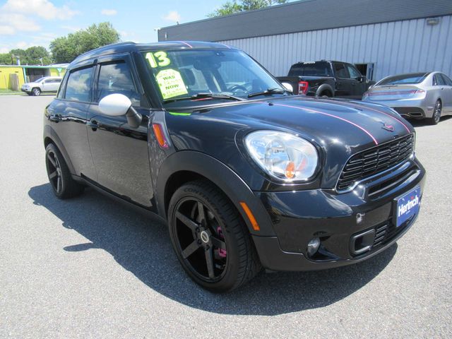 2013 MINI Cooper Countryman Base