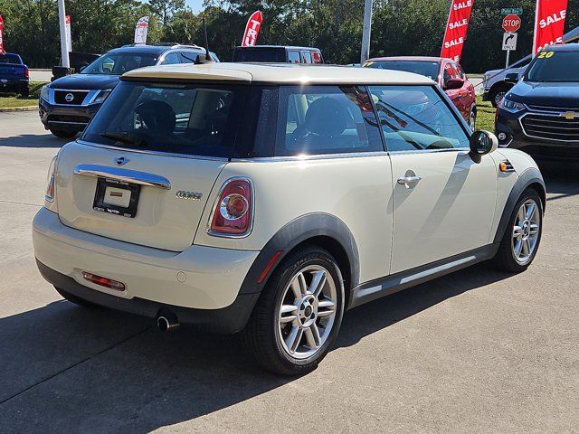 2013 MINI Cooper Hardtop Base