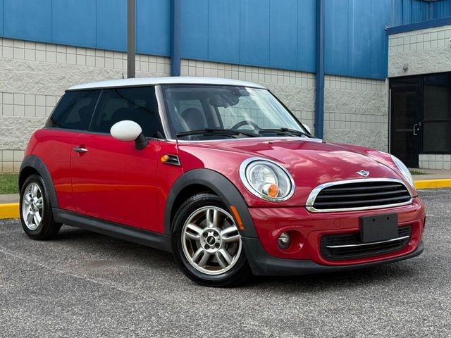 2013 MINI Cooper Hardtop Base