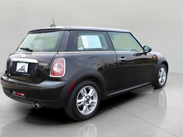 2013 MINI Cooper Hardtop Base