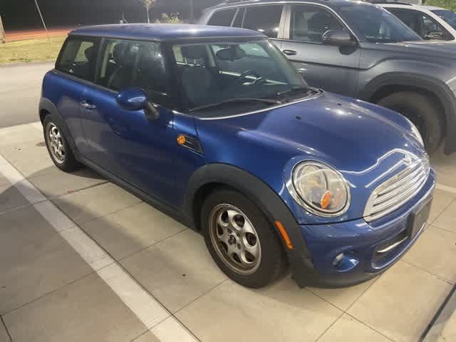 2013 MINI Cooper Hardtop Base