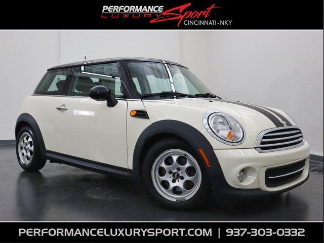 2013 MINI Cooper Hardtop Base