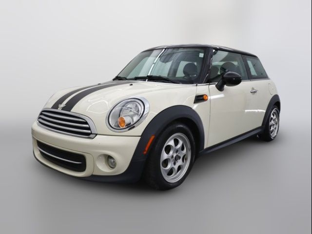 2013 MINI Cooper Hardtop Base