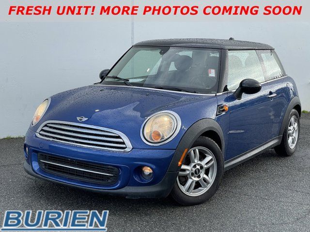 2013 MINI Cooper Hardtop Base