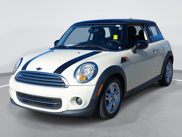 2013 MINI Cooper Hardtop Base