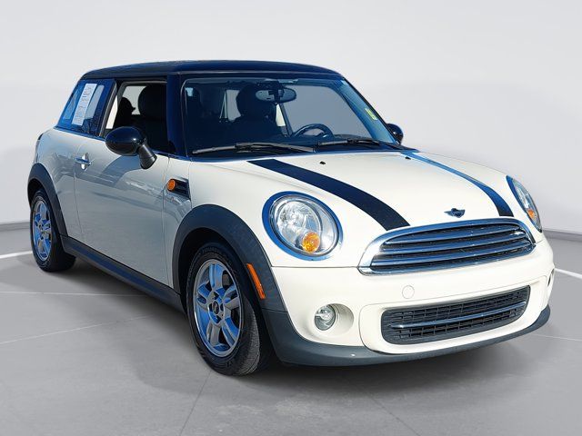 2013 MINI Cooper Hardtop Base