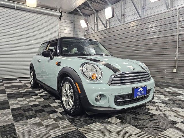 2013 MINI Cooper Hardtop Base