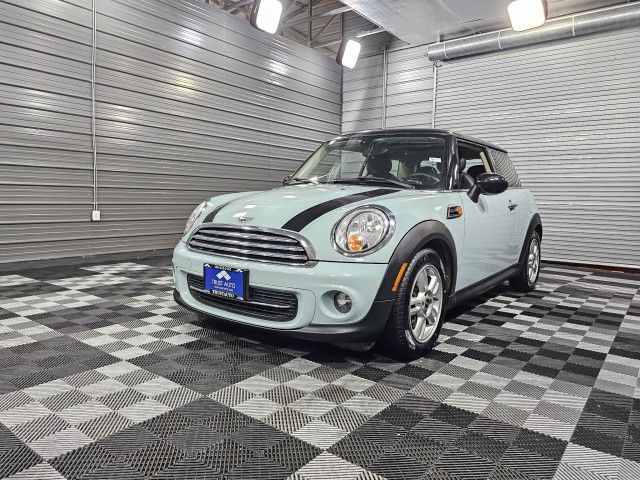 2013 MINI Cooper Hardtop Base