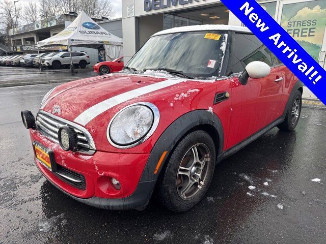 2013 MINI Cooper Hardtop Base