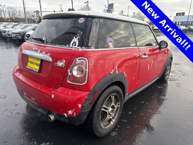 2013 MINI Cooper Hardtop Base