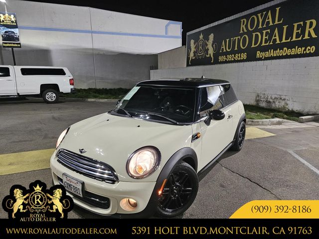 2013 MINI Cooper Hardtop Base