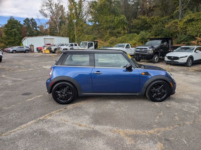 2013 MINI Cooper Hardtop Base