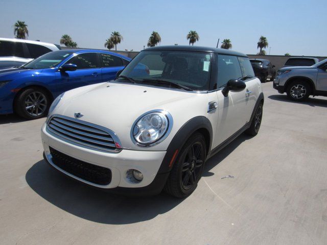 2013 MINI Cooper Hardtop Base