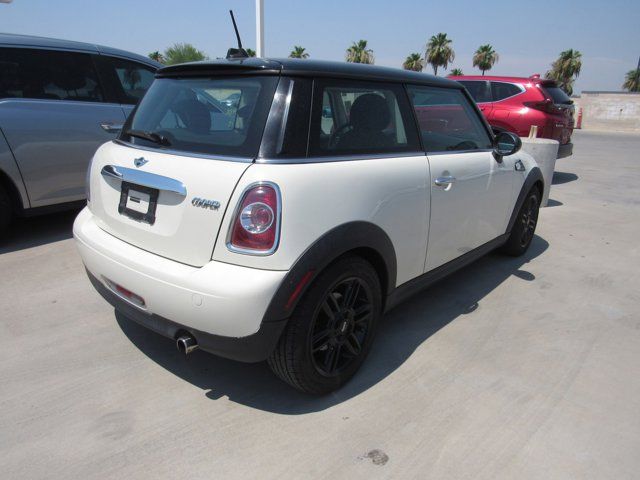 2013 MINI Cooper Hardtop Base