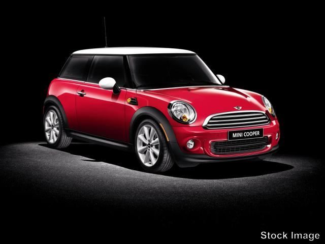 2013 MINI Cooper Hardtop Base