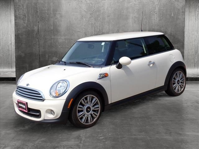 2013 MINI Cooper Hardtop Base