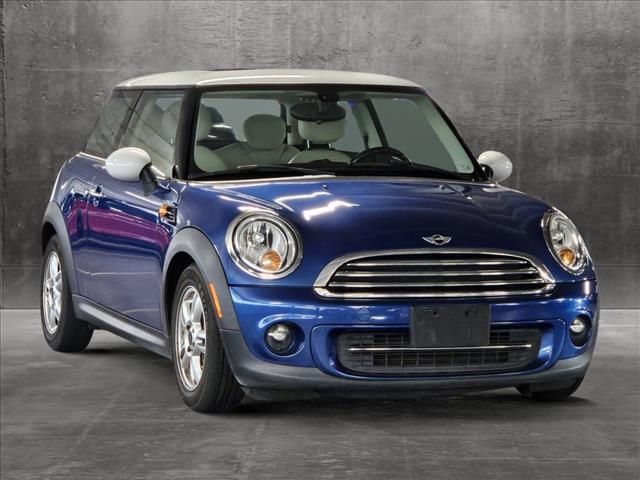 2013 MINI Cooper Hardtop Base