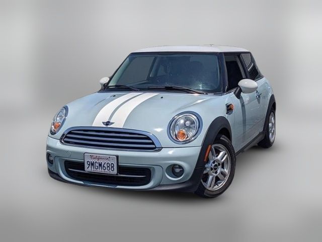 2013 MINI Cooper Hardtop Base