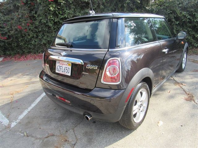 2013 MINI Cooper Hardtop Base