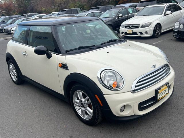 2013 MINI Cooper Hardtop Base