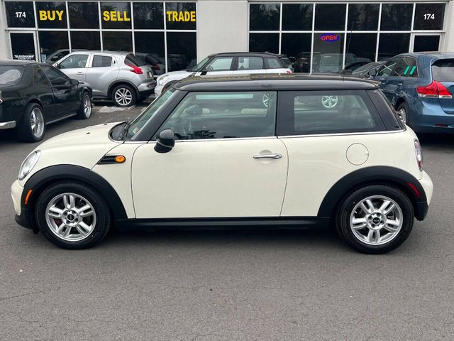 2013 MINI Cooper Hardtop Base