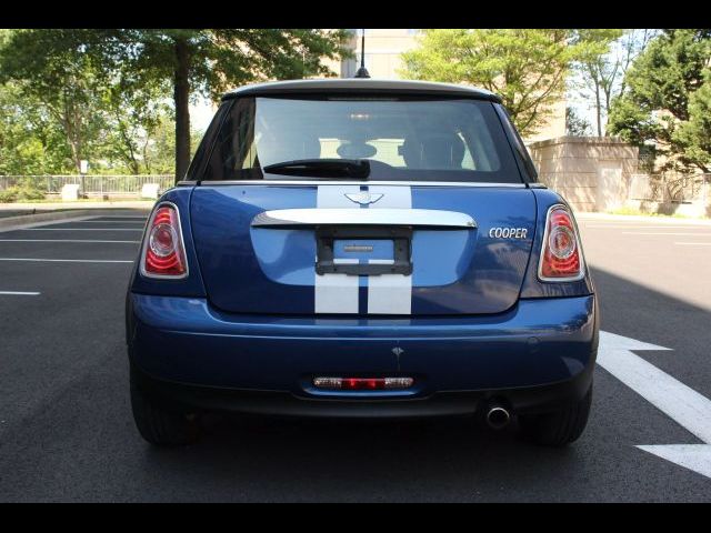 2013 MINI Cooper Hardtop Base