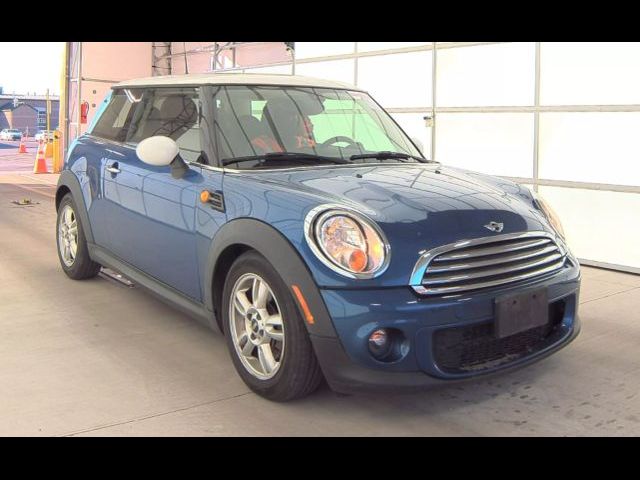 2013 MINI Cooper Hardtop Base