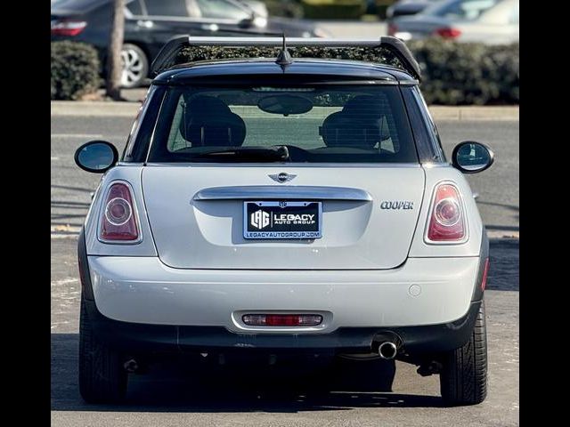 2013 MINI Cooper Hardtop Base