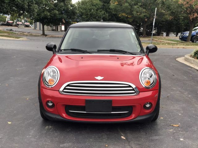 2013 MINI Cooper Hardtop Base