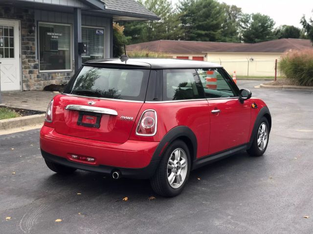 2013 MINI Cooper Hardtop Base