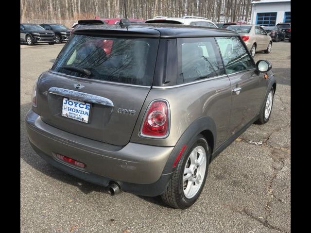 2013 MINI Cooper Hardtop Base