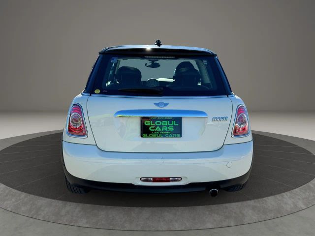 2013 MINI Cooper Hardtop Base