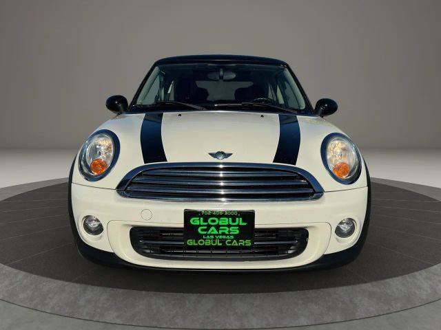2013 MINI Cooper Hardtop Base
