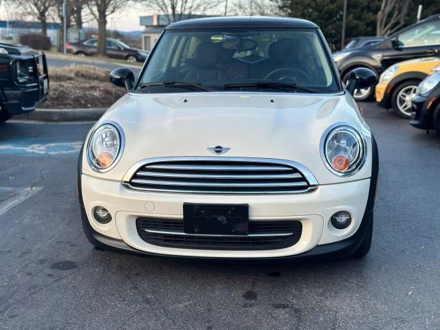 2013 MINI Cooper Hardtop Base